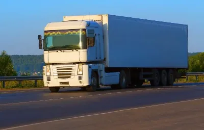 İzmir ile Yeşilyurt Arası Öğrenci Eşyası Taşıma